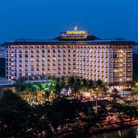 Chatrium Hotel Royal Lake Yangon Esterno foto