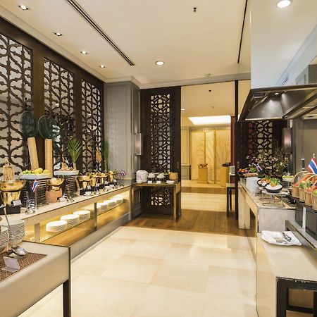 Chatrium Hotel Royal Lake Yangon Esterno foto