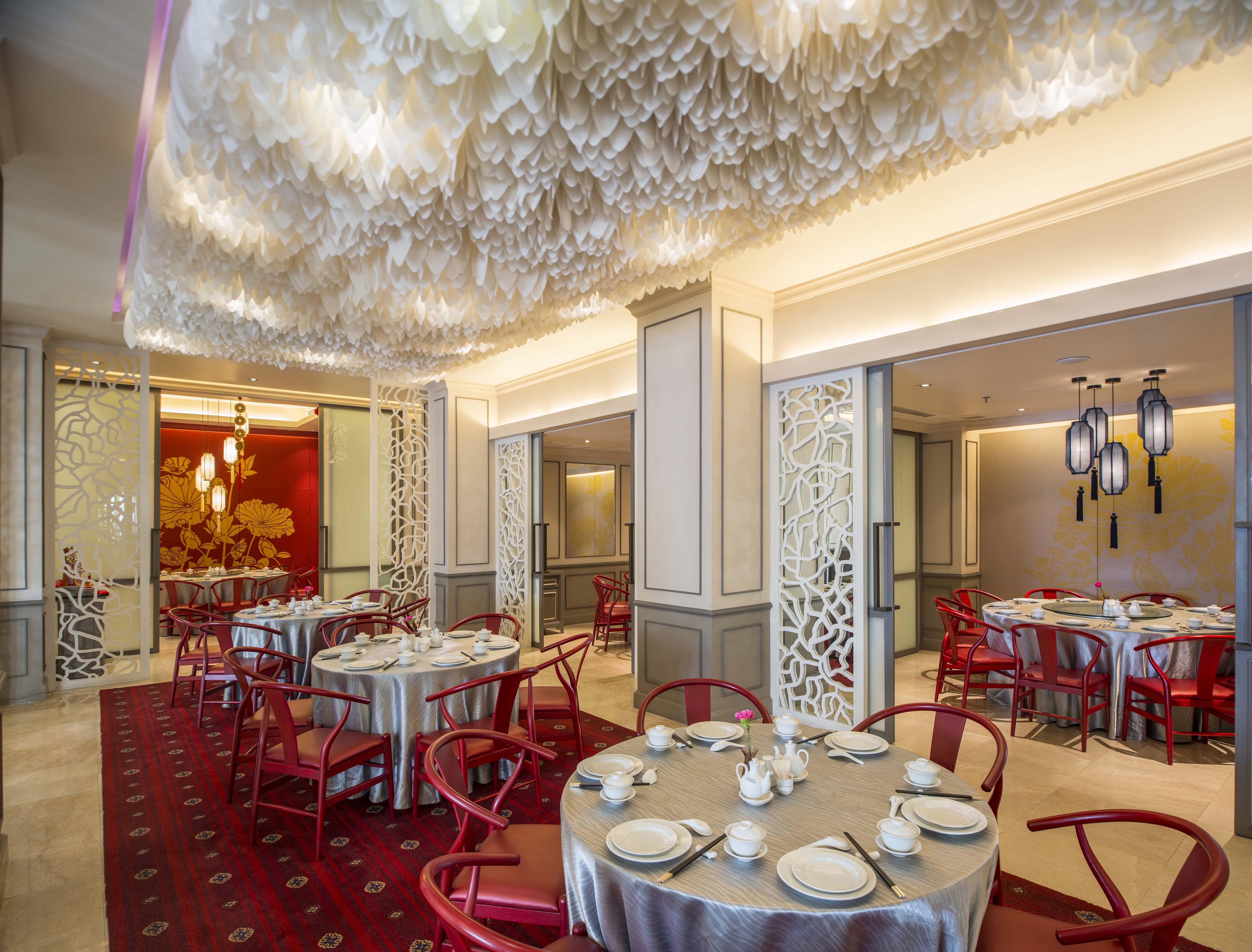 Chatrium Hotel Royal Lake Yangon Esterno foto